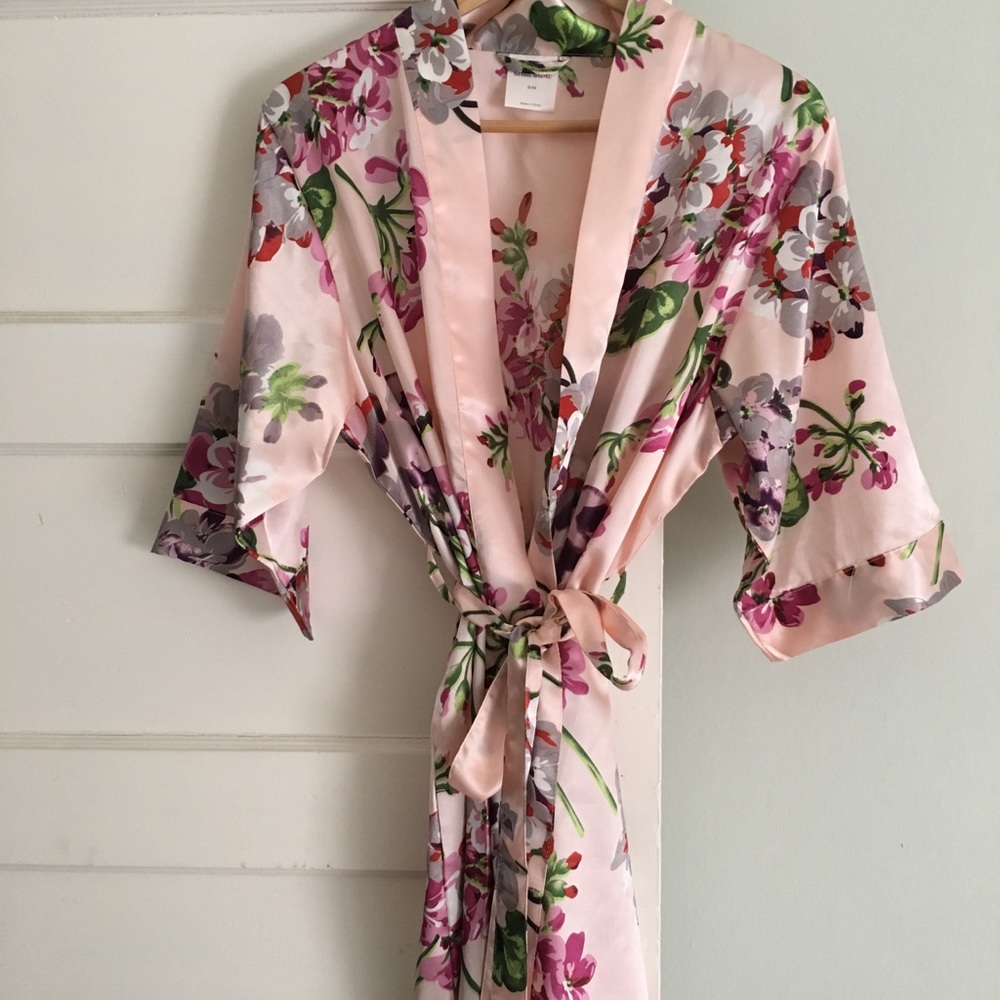 Bella Bride Pink Floral Robe